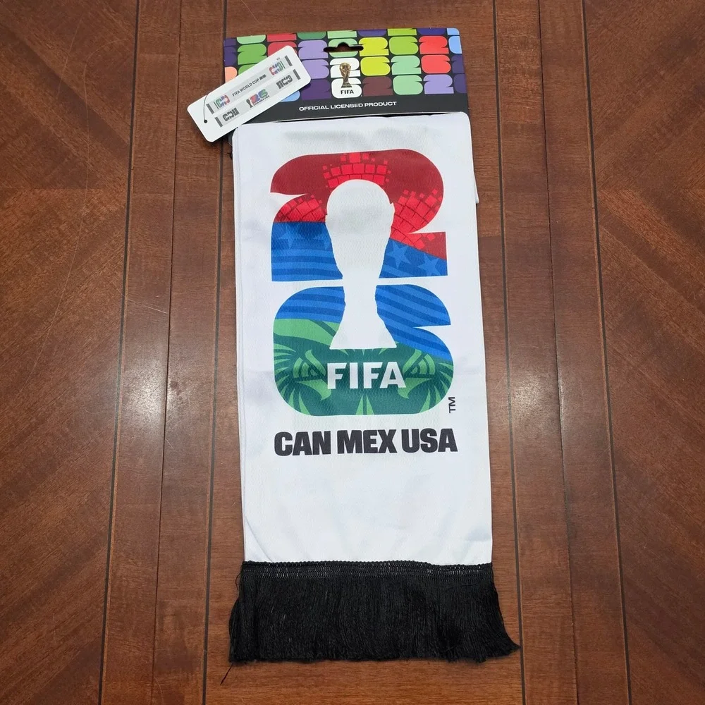 FIFA Scarf Unisex OS White World Cup 2026 CAN MEX USA Soccer Fan Bufanda NWT